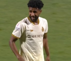  内马尔伤愈复出，利雅得新月豪取五连胜