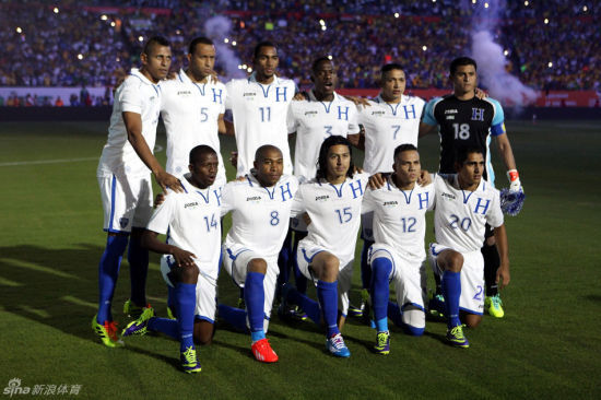  世界杯预选赛火热开打，诸强争夺出线名额