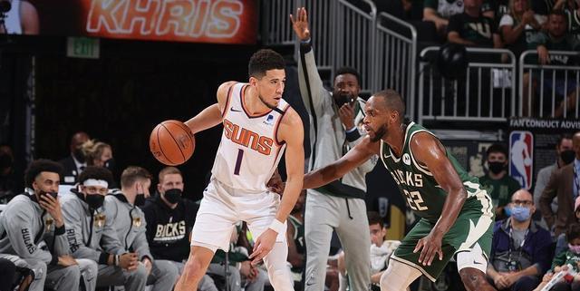  雄鹿字母哥强势发挥轻取篮网