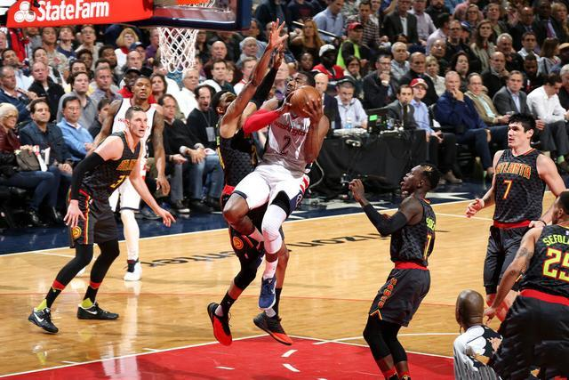  热那亚主场气势如虹，完胜下游球队  