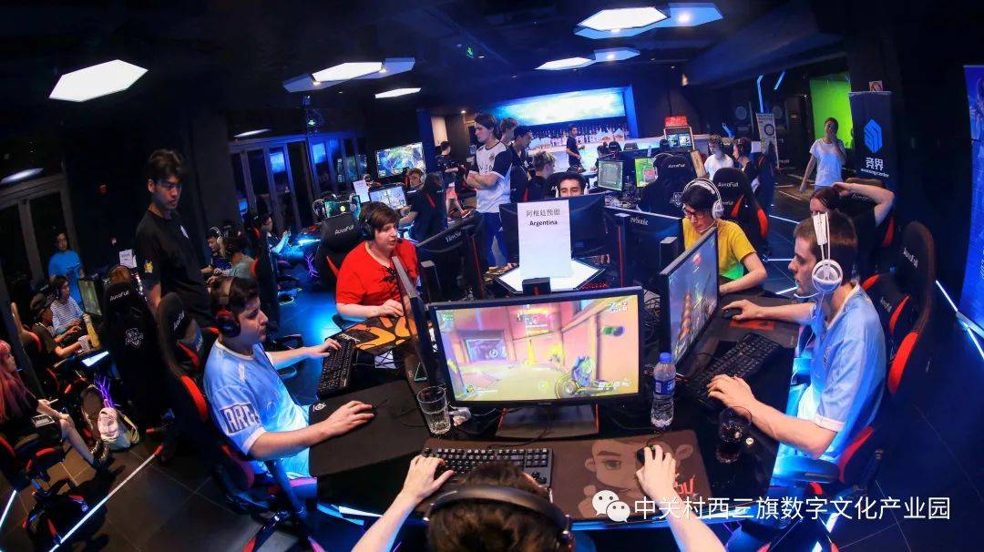  电竞训练基地升级打造专业环境  